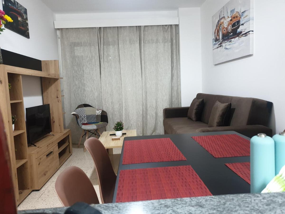 La Veranda Sea View Apartments ラルナカ エクステリア 写真